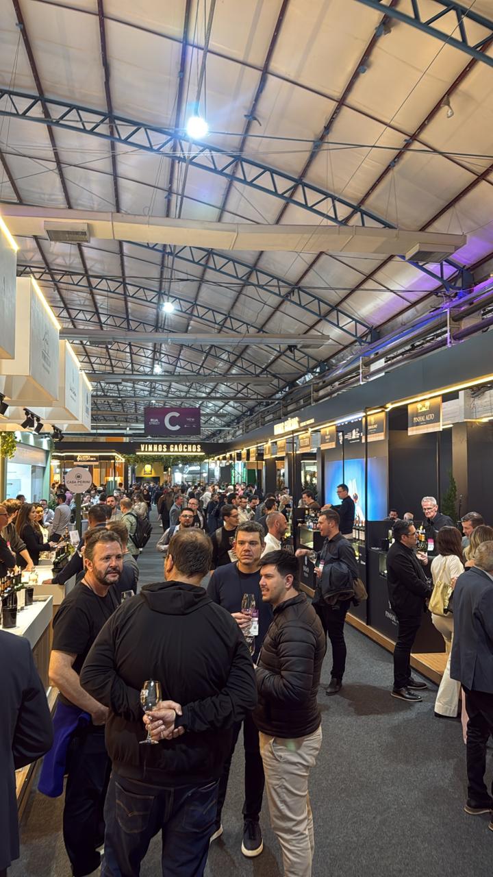 Câmara Italiana fortalece conexões entre Brasil e Itália na Wine South America com participação da vinícola italiana Spinelli