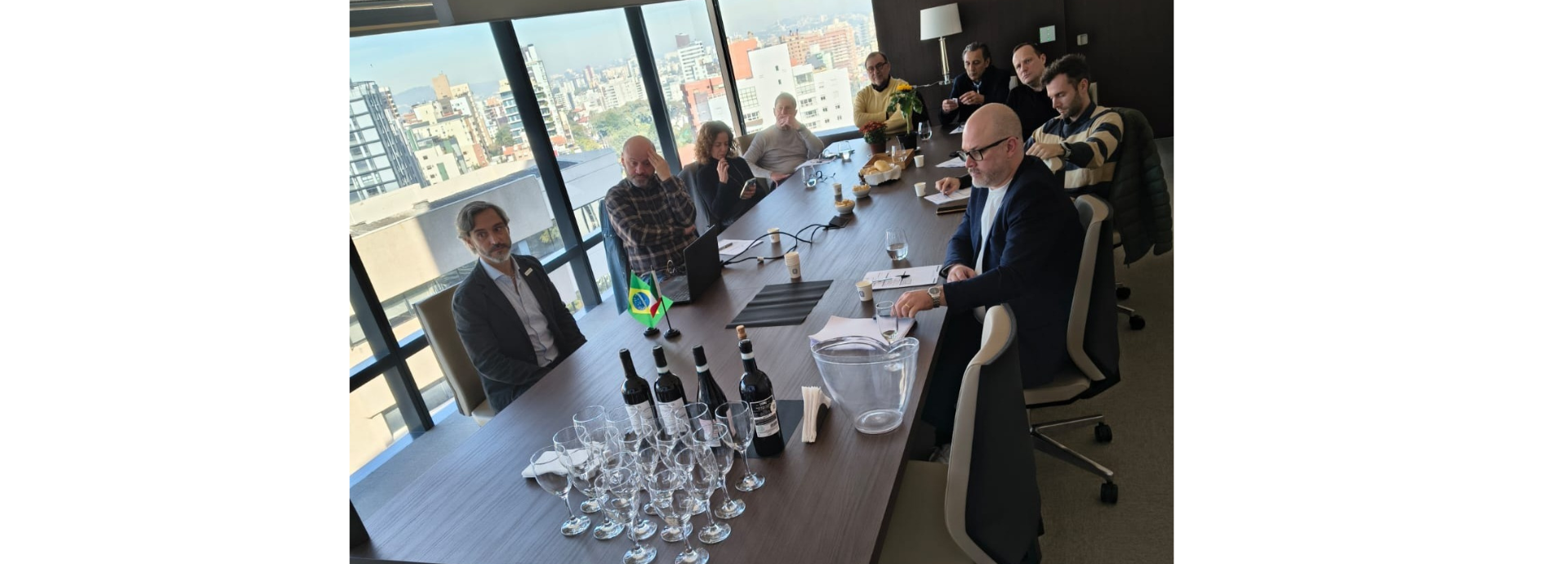 Câmara Italiana do RS aproxima produtores italianos e mercado gaúcho em degustação exclusiva de vinhos